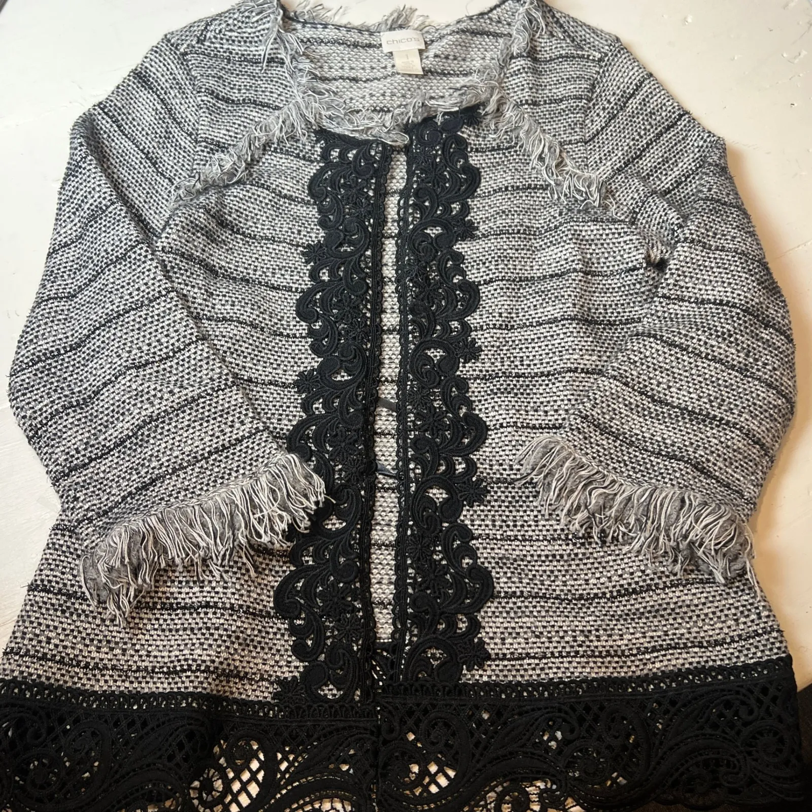 Chico's Women's 1 Gray Open Front Cardigan Lace Trim Tweed Knit luxury chiccore - Image 4