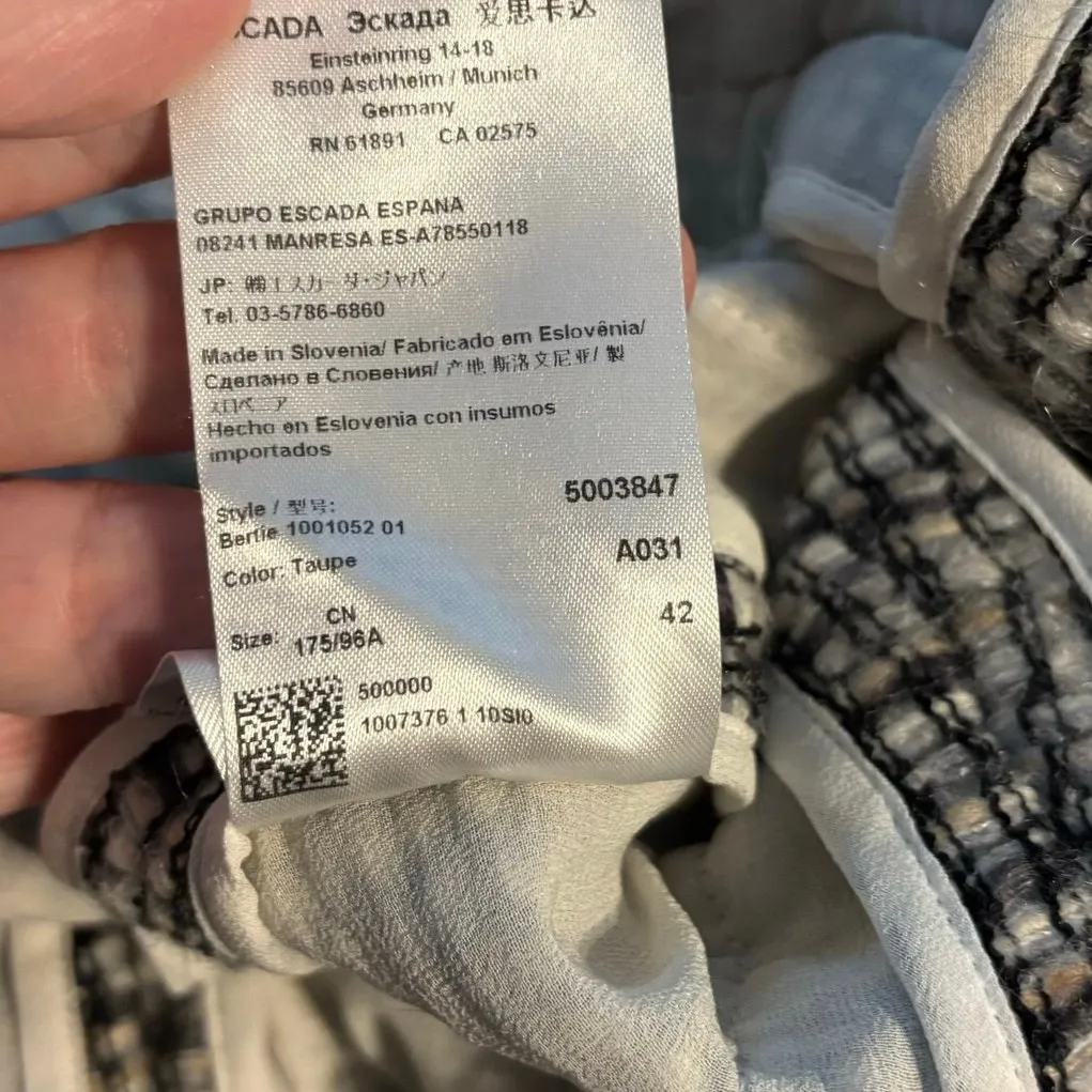 Escada Size 42 US 12 Tweed Blazer Jacket Wool Mohair Fringe Black - Image 6