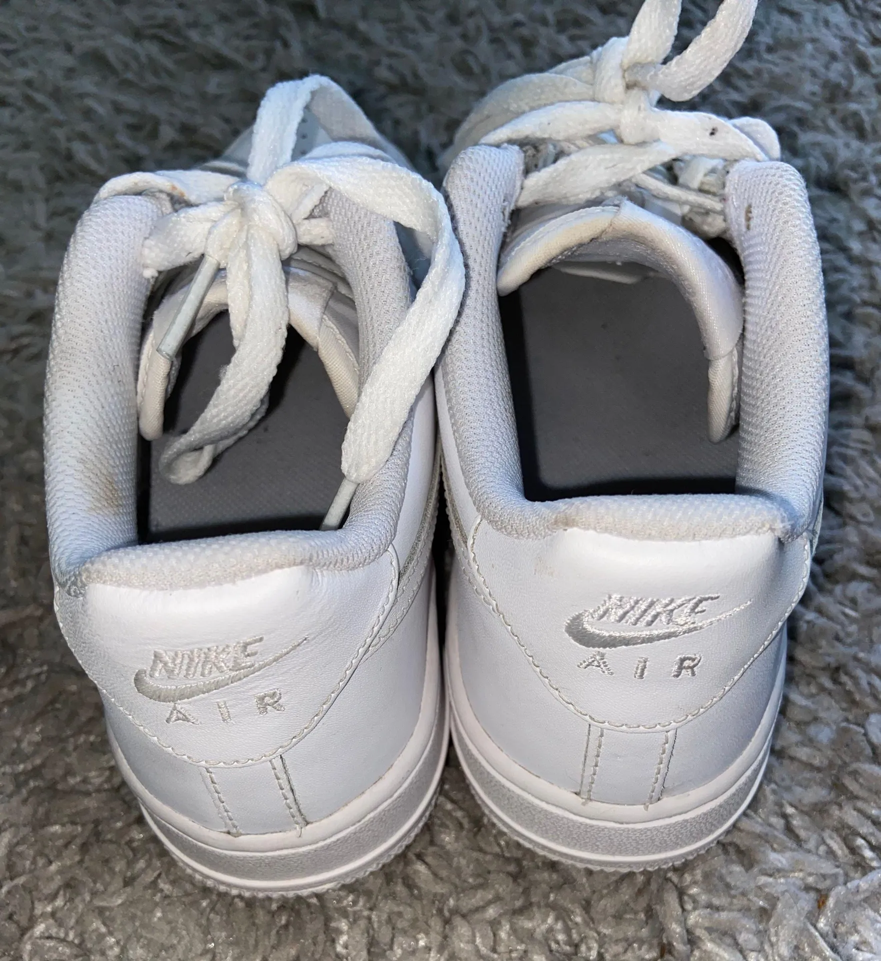 Nike All White Clean AF1 Air Force 1 Low Tops Trendy Shoes Size 6.5 ...