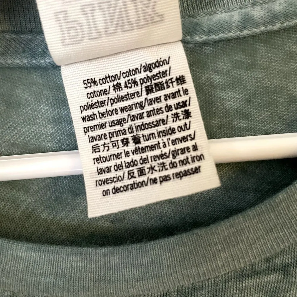 PINK Victoria's Secret green long sleeved crewneck top comfortable warm - Image 4