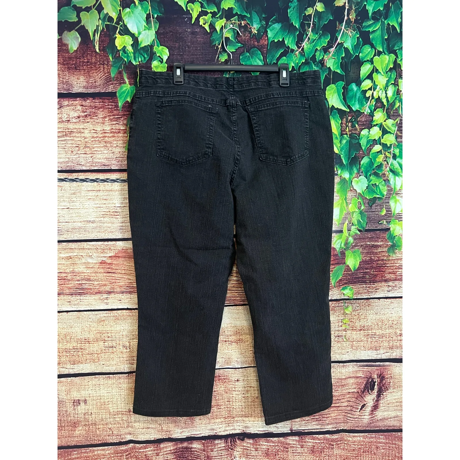 Riders by Lee Black Crop Straight Leg Denim Jeans Women Size 24 Plus 40x25 EUC - Image 2