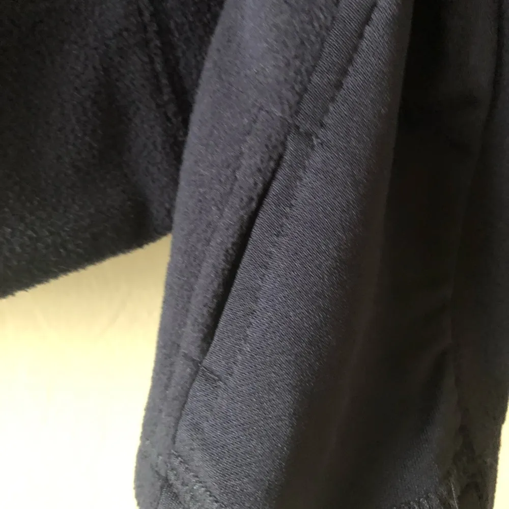 Womens FILA Sweatshirt Size Large Navy Blue Fleece Lightweight Arm Zipped Pocket - Image 8