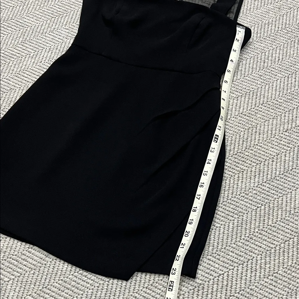 BCBGeneration Dress Womens 4
Black Sheath Cutout Choker Front
Mesh Back Zip Up - Image 5