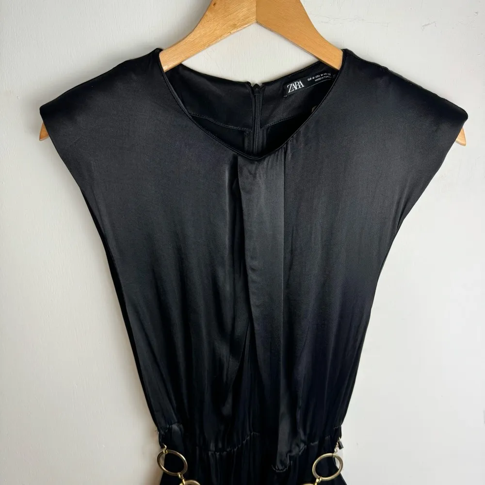 NWT Zara Black Satin Wide Leg Jumpsuit Sz Medium Gold Chain Belt - Image 5