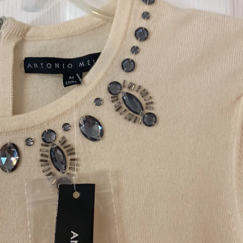 Antonio Melani Short Sleeve Shirt size M length 23” bust 34” color Ivory - Image 3