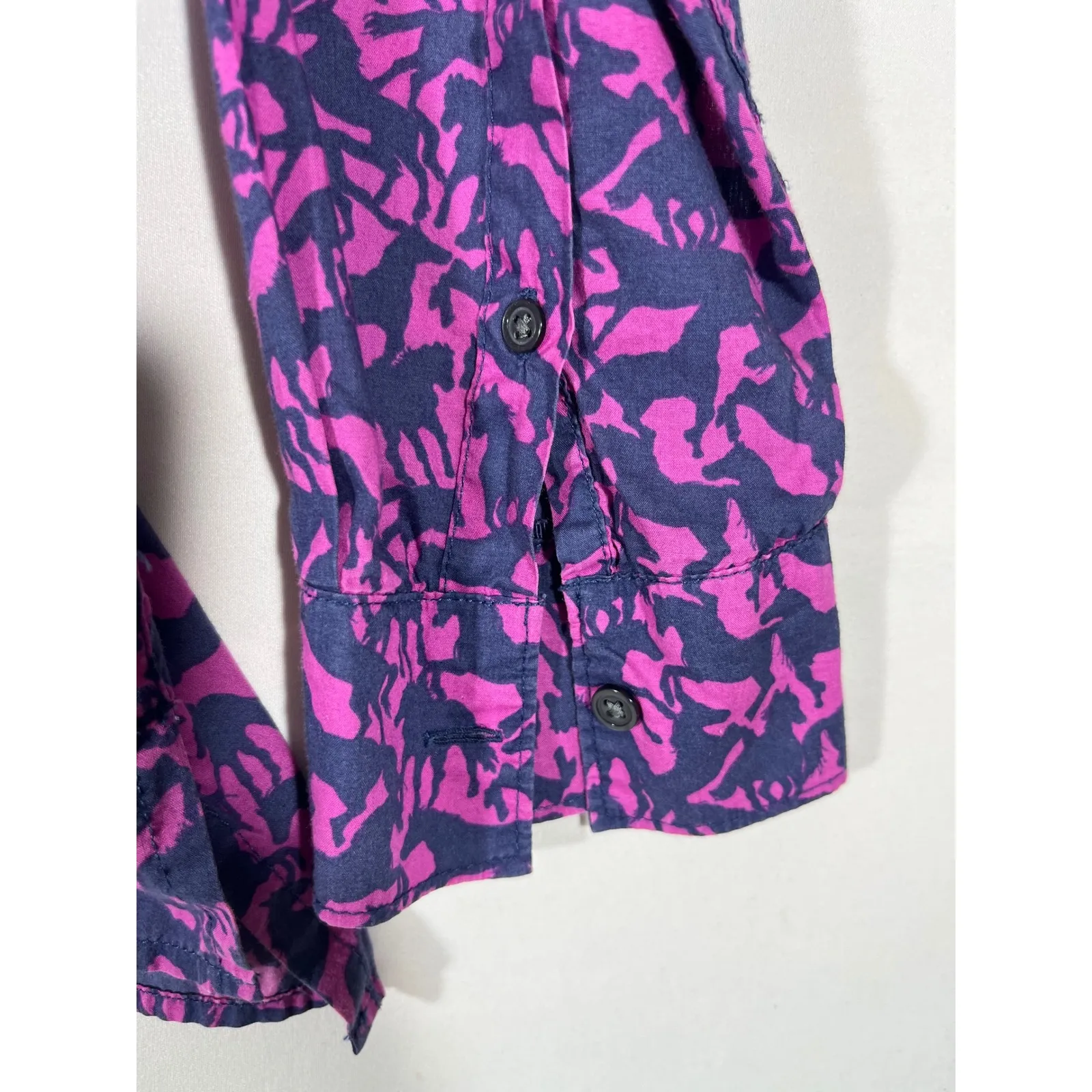 Gap Fitted Boyfriend Shirt Womens 1/2 Button Up Pink Purple Horse Print Preppy M - Image 13