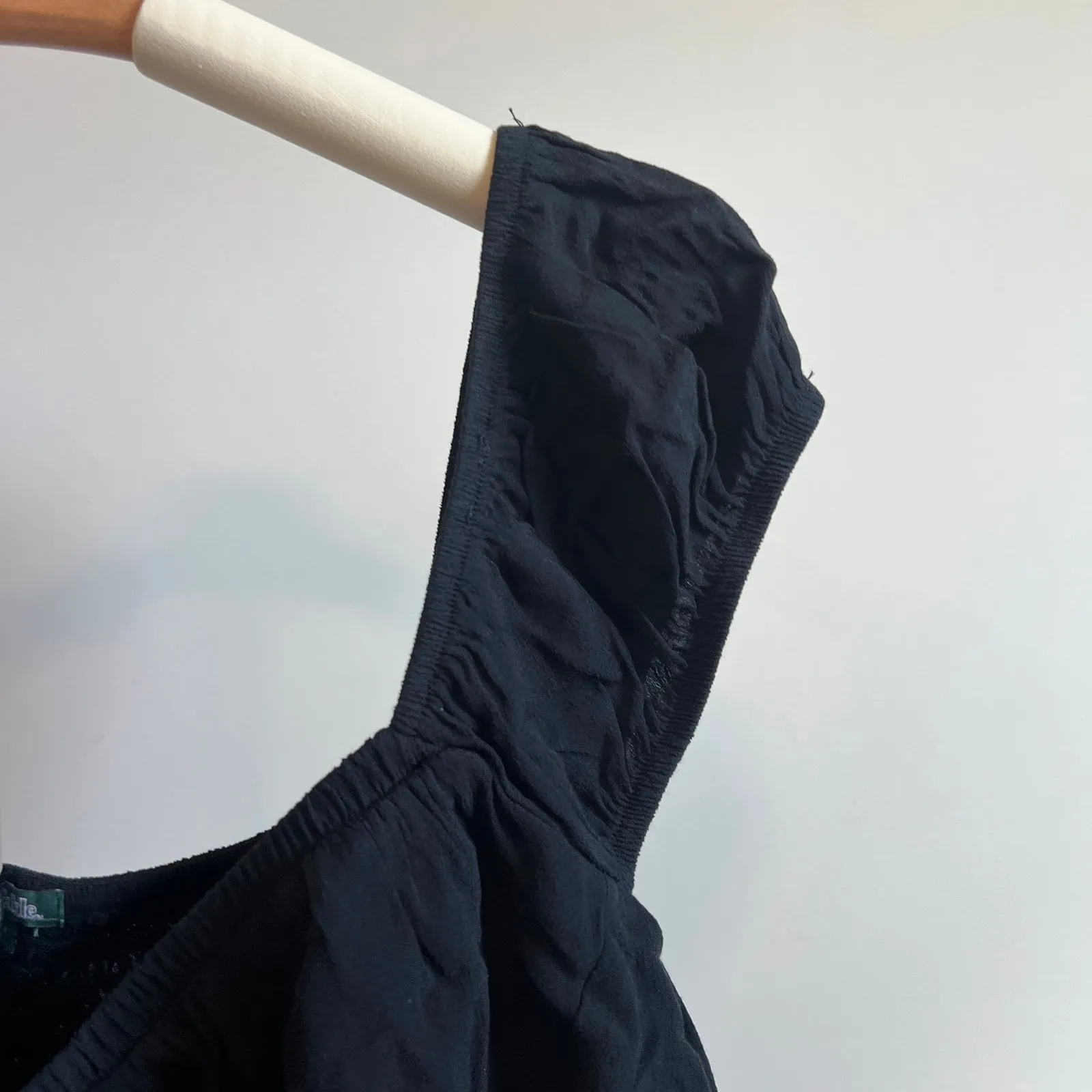 Wild Fable Women's Black Cap Sleeve Sweetheart Cropped Top - Size Large - NWT - Image 7