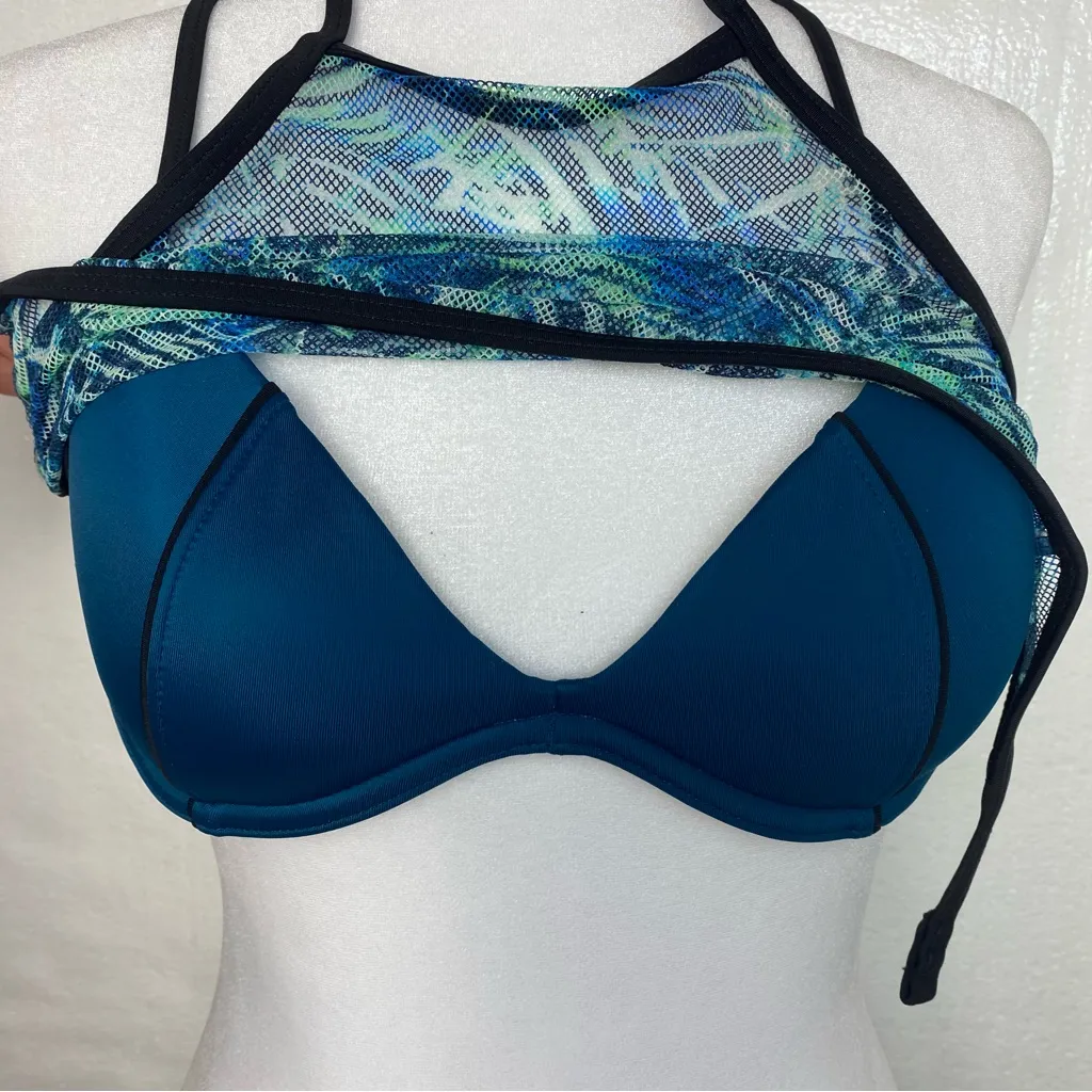 Victoria's Secret Sports‎ Bra w/ Mesh Overlay Womens Size XS Teal/Green NWOT - Image 3