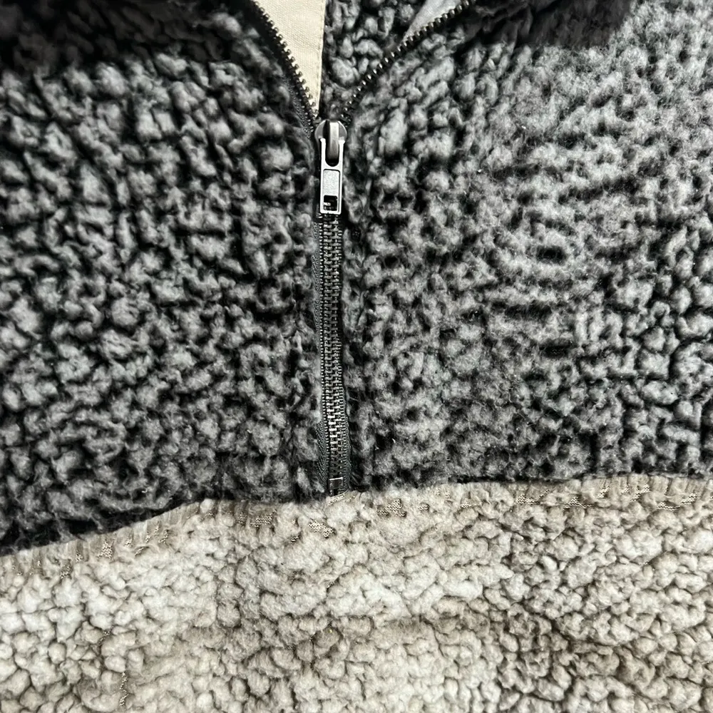 Thread + Supply Sherpa Color Block Quarter Zip Sweater Oversized XS Gray - Image 3