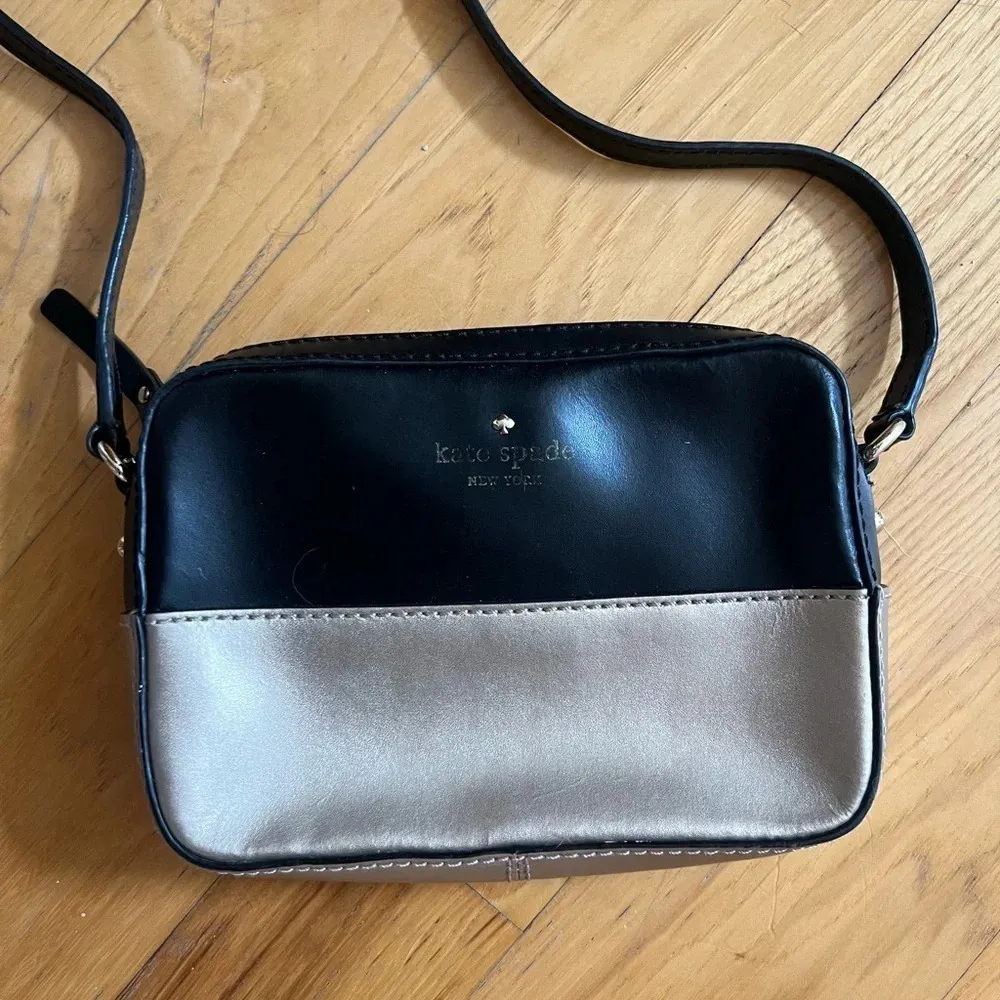 Kate Spade Ivy Street Clover Crossbody - Image 2