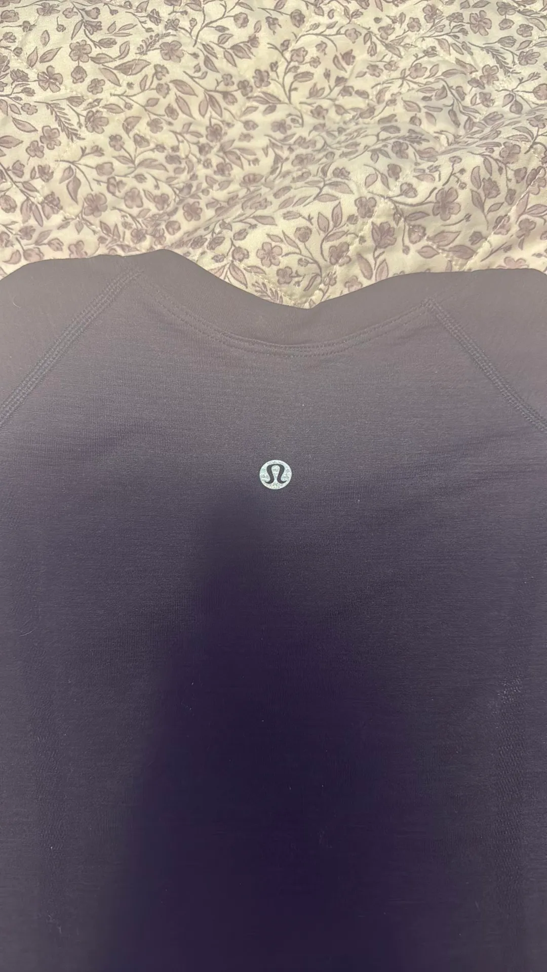 Black Lululemon Swiftly Tech Short Sleeve - Image 4