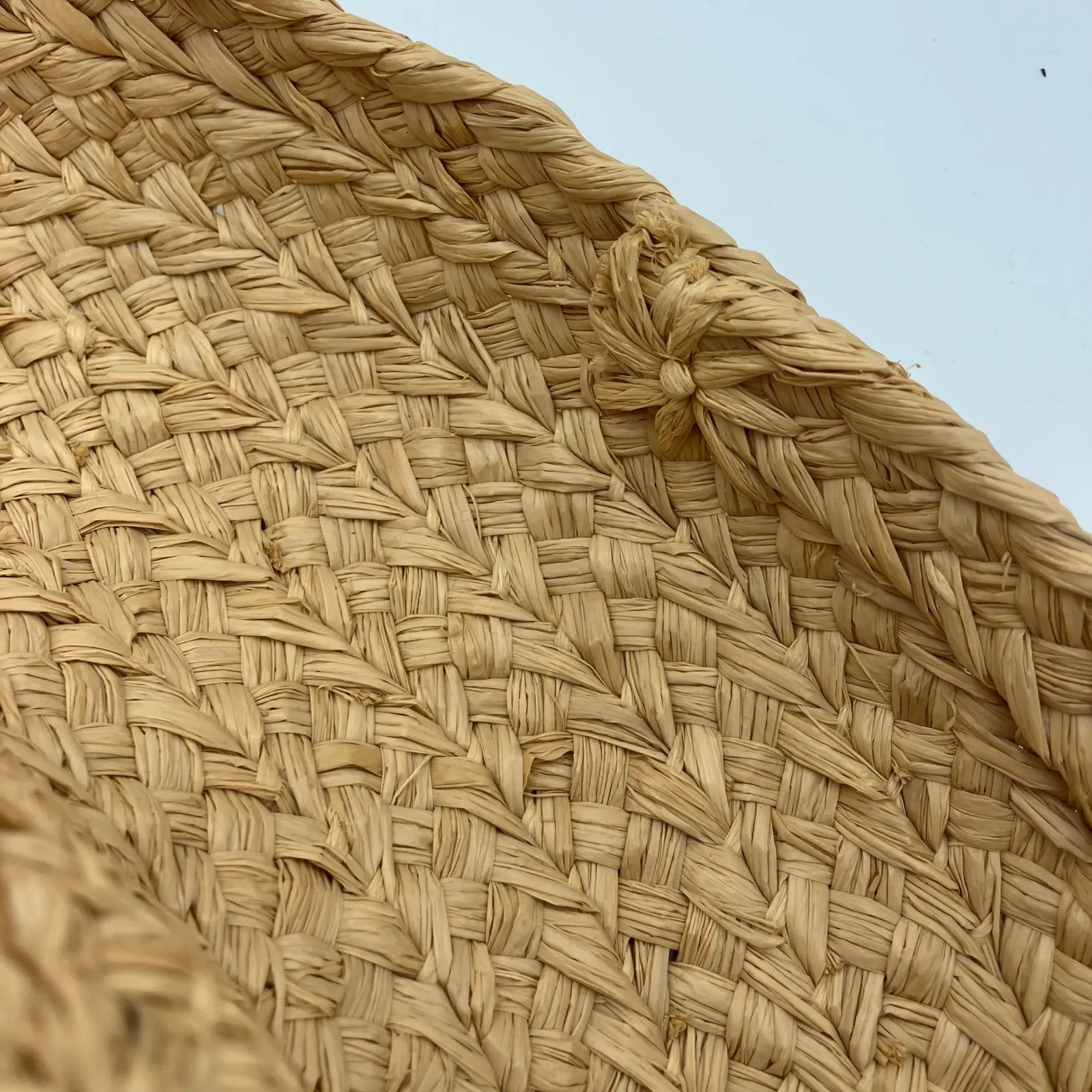 Helen Kaminski Australia 100% Raffia Wide Brim Woven Straw Sun Hat Natural Tan - Image 4