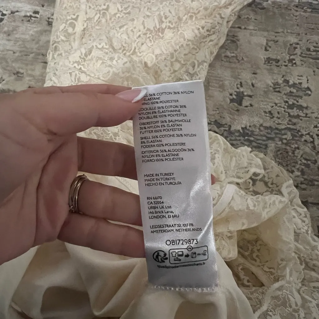 Kimchi Blue Cream Liliana Lace Midi Dress Size Medium $89 - Image 7