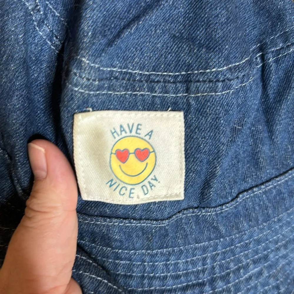 NWT Aeropostale Have A Nice Day Bucket Hat One Size - Image 3