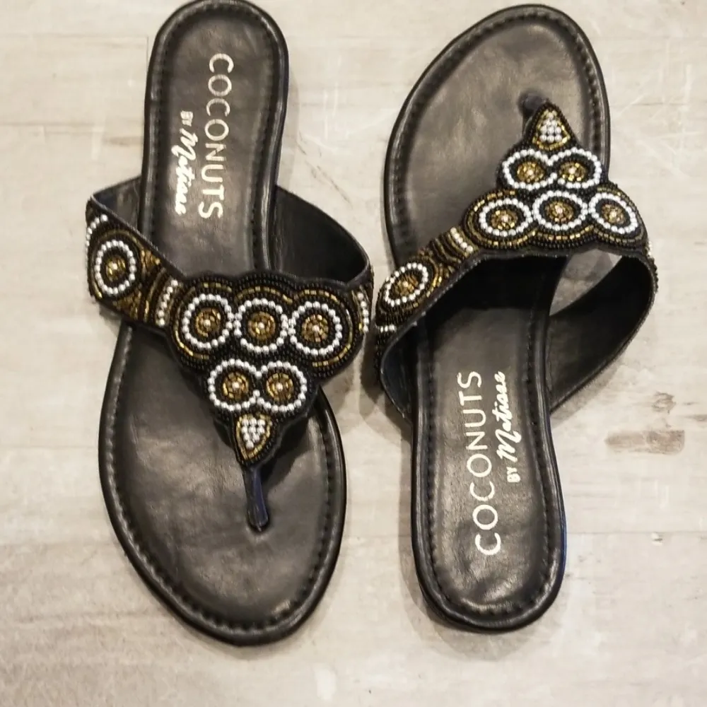 💕COCONUTS by MATISSE💕 Beaded Thong Flat Sandals - Image 5