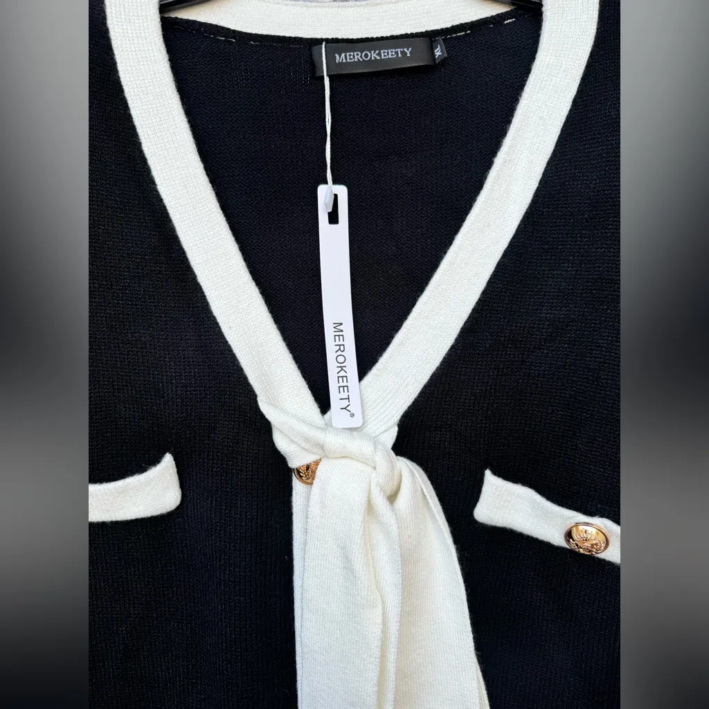 Black and White Knit Dress Cardigan Old Money Style Pockets Lion Buttons XL - Image 4