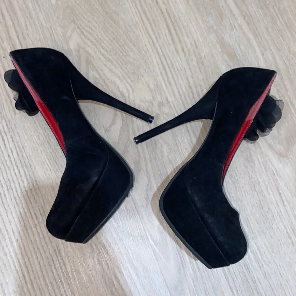 Dollhouse  black heels size 8 - Image 3
