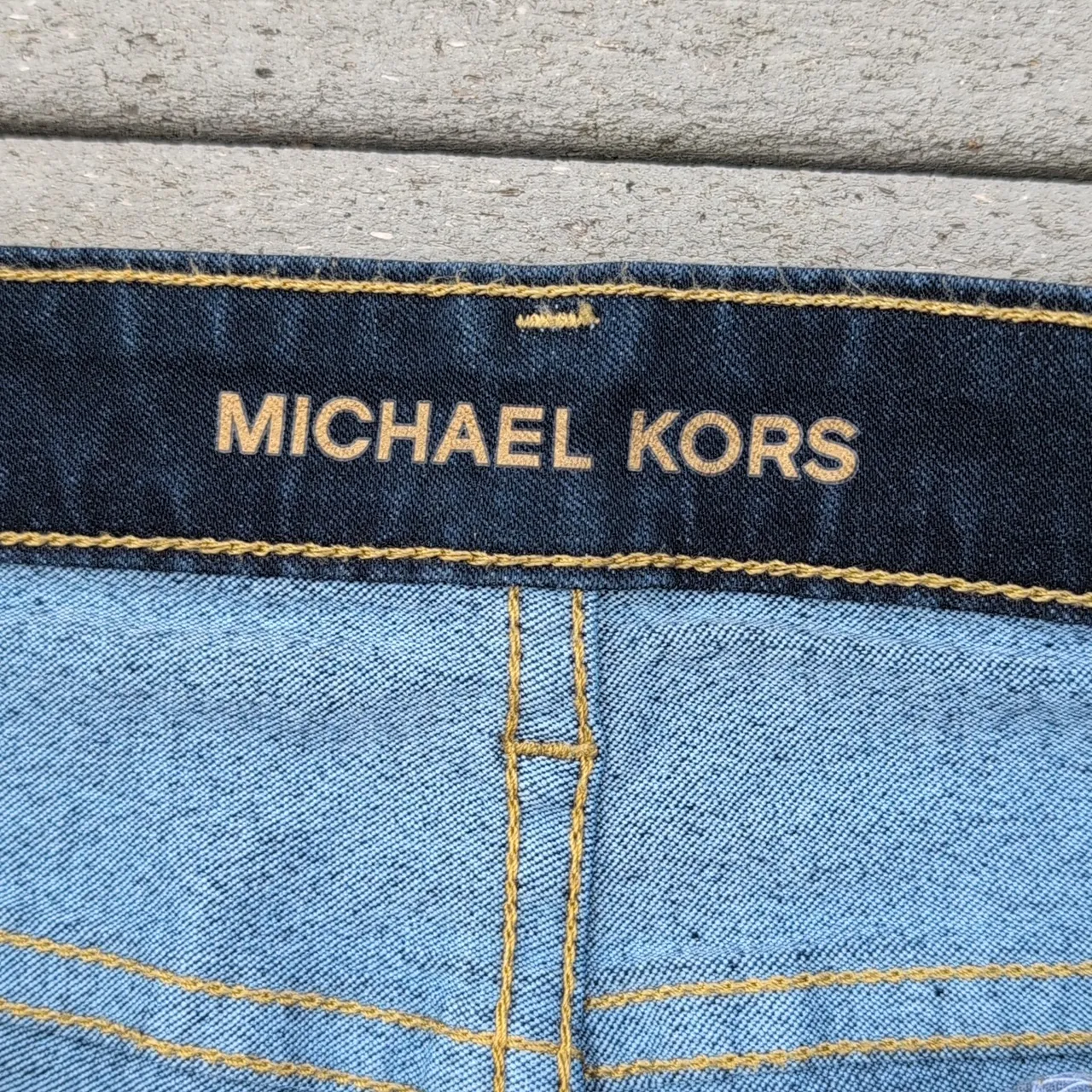 Michael Kors Izzy Cropped Skinny Jeans | MK Darkwash Cropped Jeans - Image 3