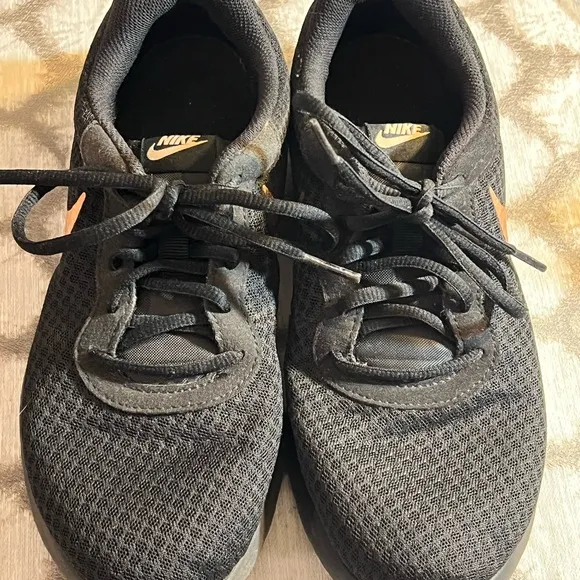 Nike Black Athletic Shoes - Image 2