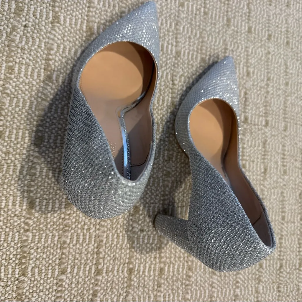 Like New! Badgley Mischka Jewel Silver Women's Heels | Size 8.5 - Image 5