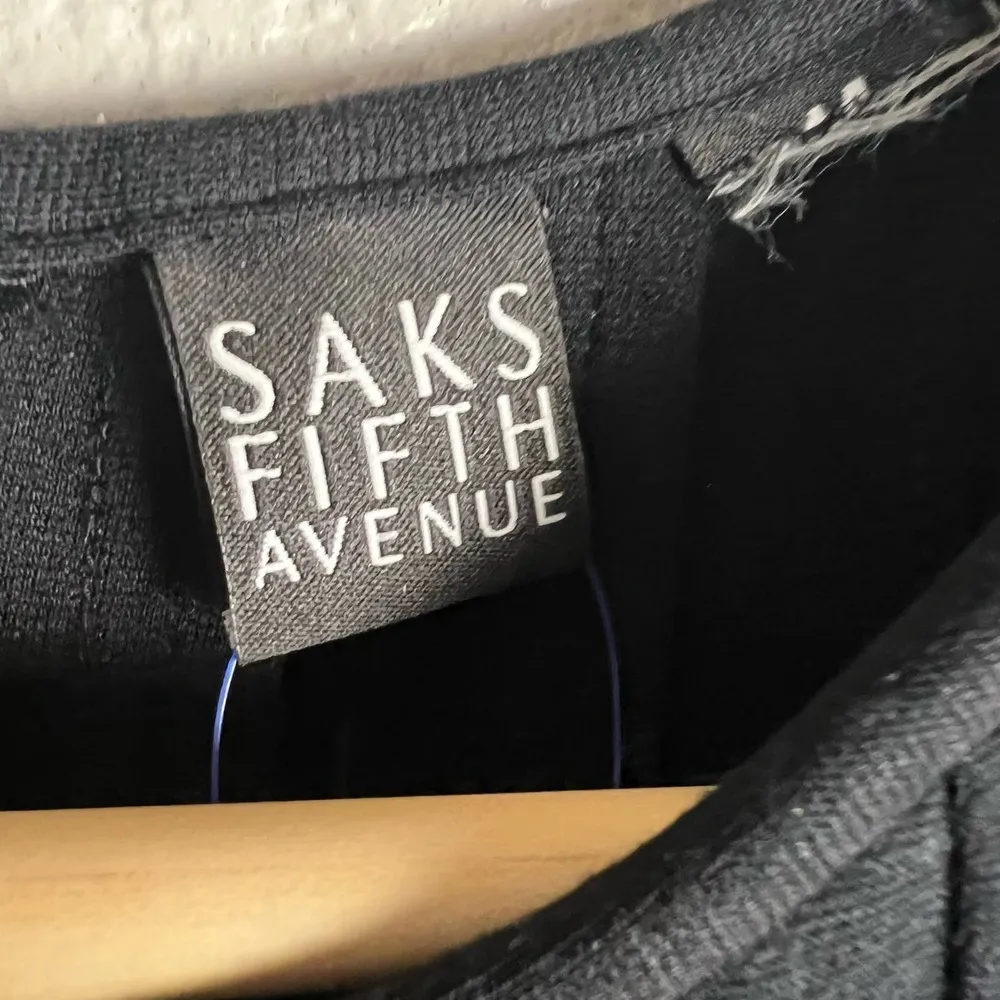 Saks Fifth Avenue Black Sleeveless Pleated Knee Length Shift Dress Size 10 - Image 7