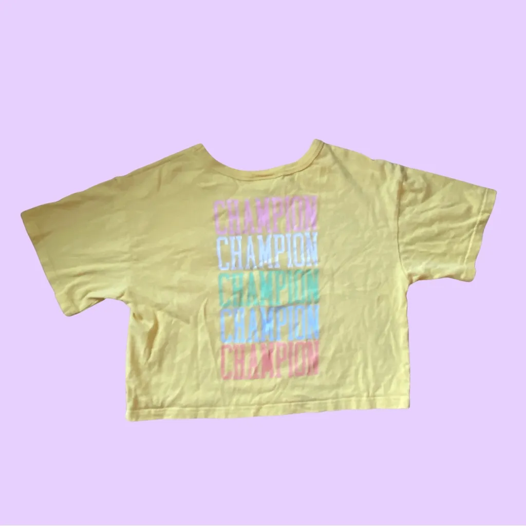Champion Cropped Yellow Embroidered T-Shirt Crop Top 🔥 - Image 2
