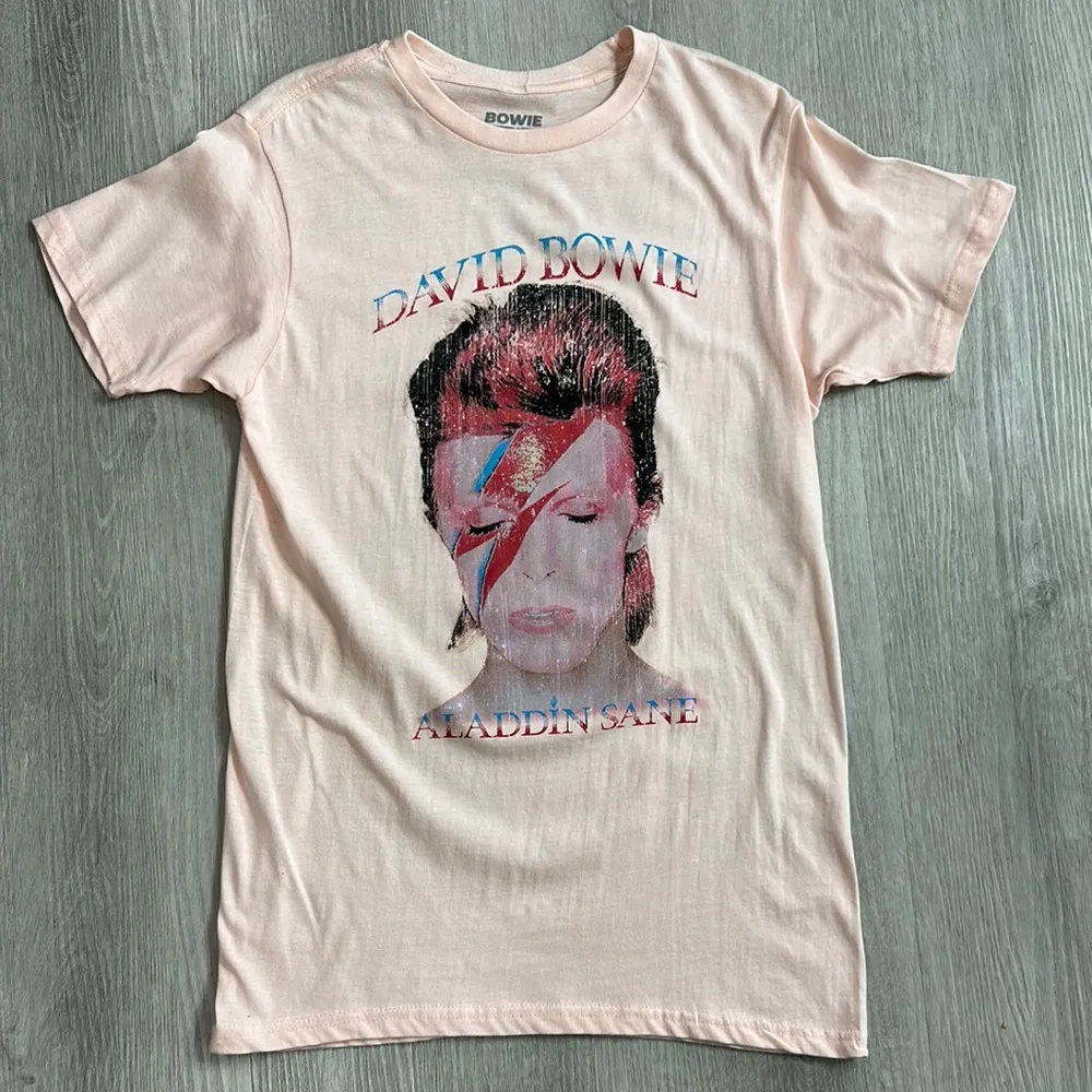 nwot // david bowie Aladdin sane short sleeve tee - Image 5