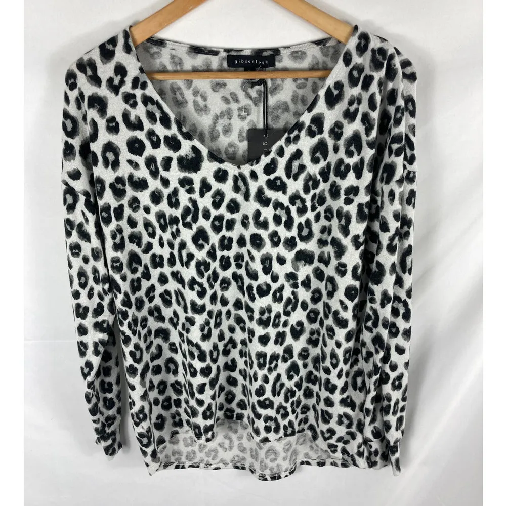 NWT Gibsonlook Women's V - Image 3