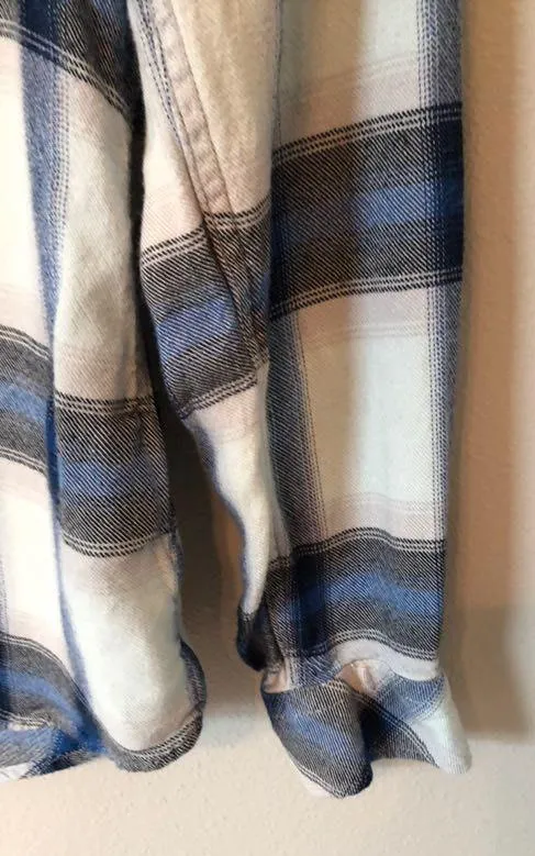 Gap Plaid Flannel  - Image 6