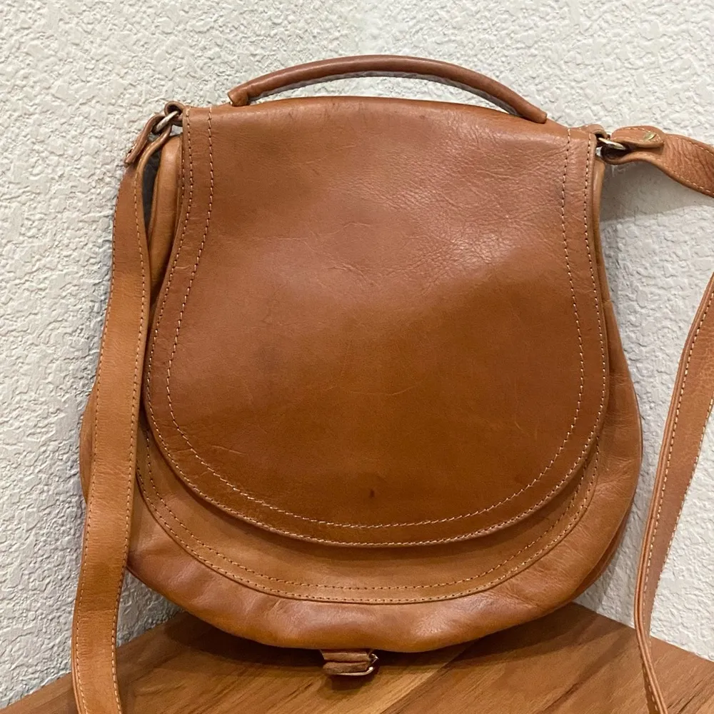 EL VAQUERO Pink Label Brown Leather Studded Handcrafted Saddle Crossbody Bag - Image 4