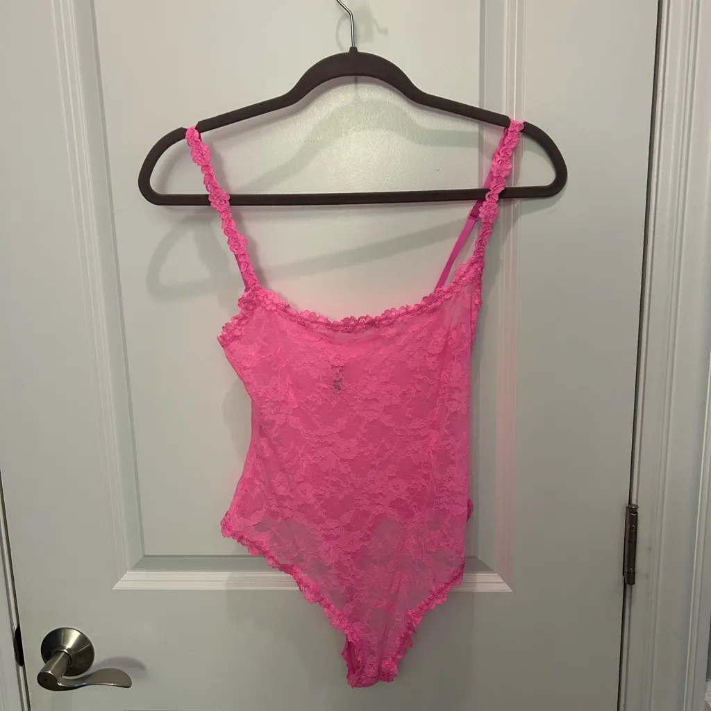 SKIMS  Stretch Lace Thong Bodysuit - Image 2