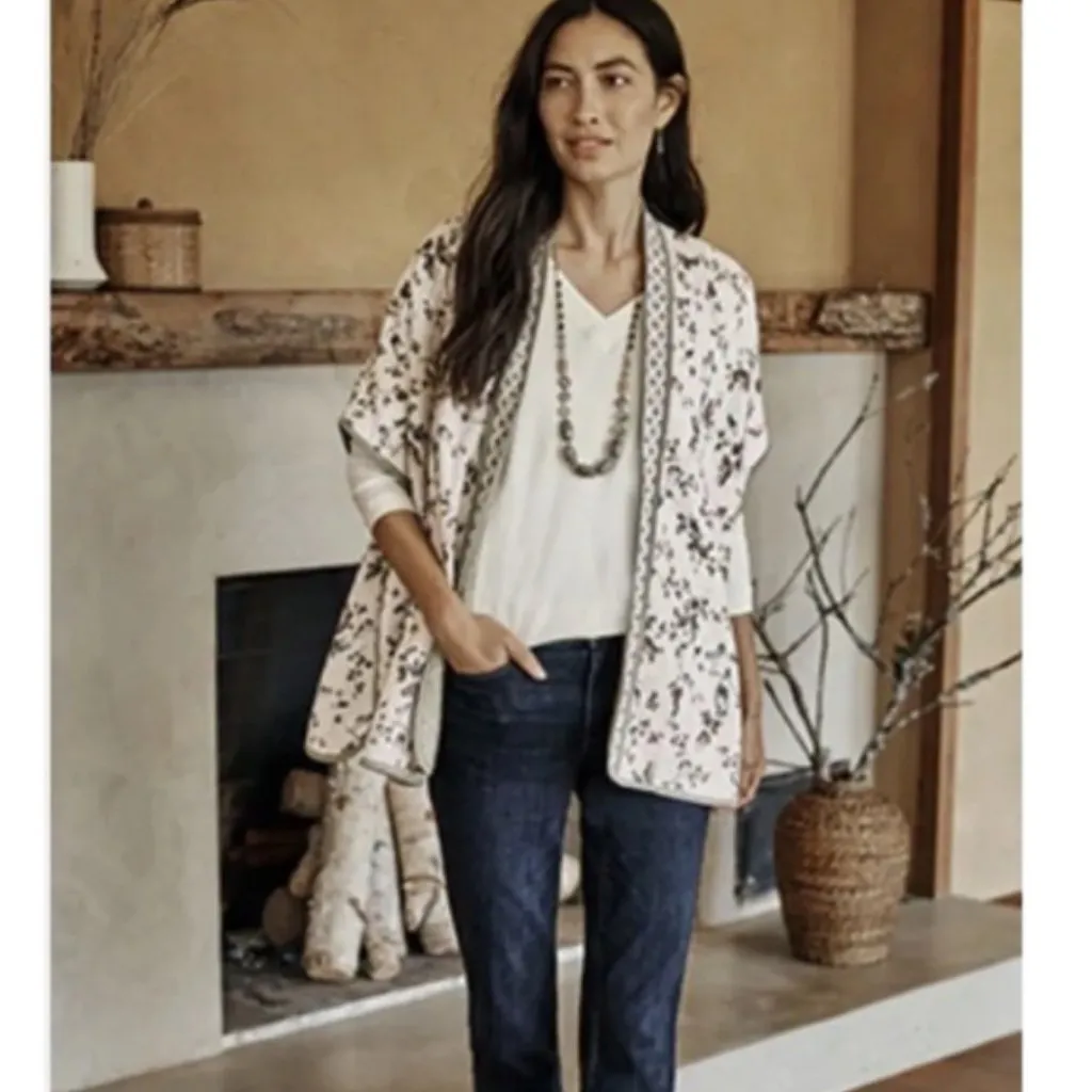 J. Jill Ruana Floral Trellis Vest Poncho One Size Cottage Boho Coastal Grandma Green - Image 3