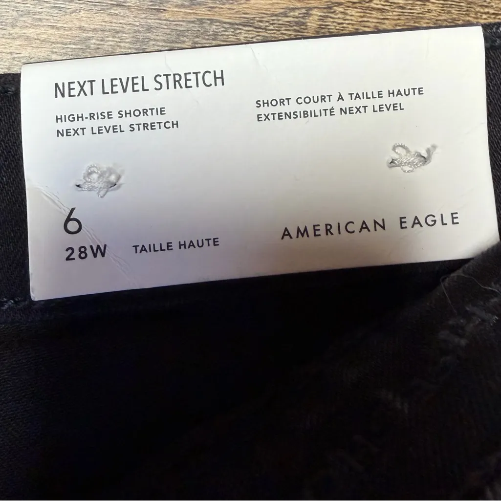 American Eagle Women’s 6 Hi Rise Shortie Shorts Black Jean Distressed Lace NEW - Image 5