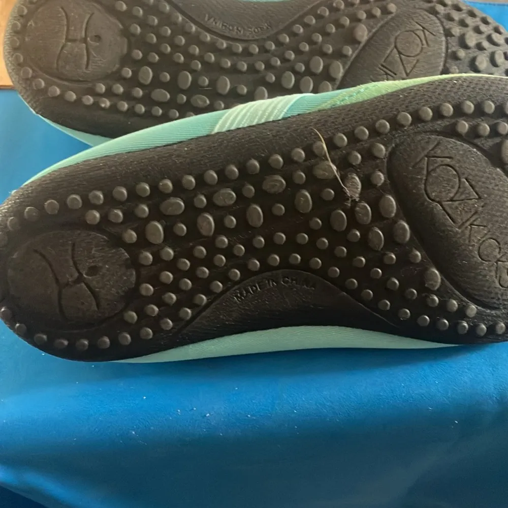 Koz kicks Aqua Slip - Image 6