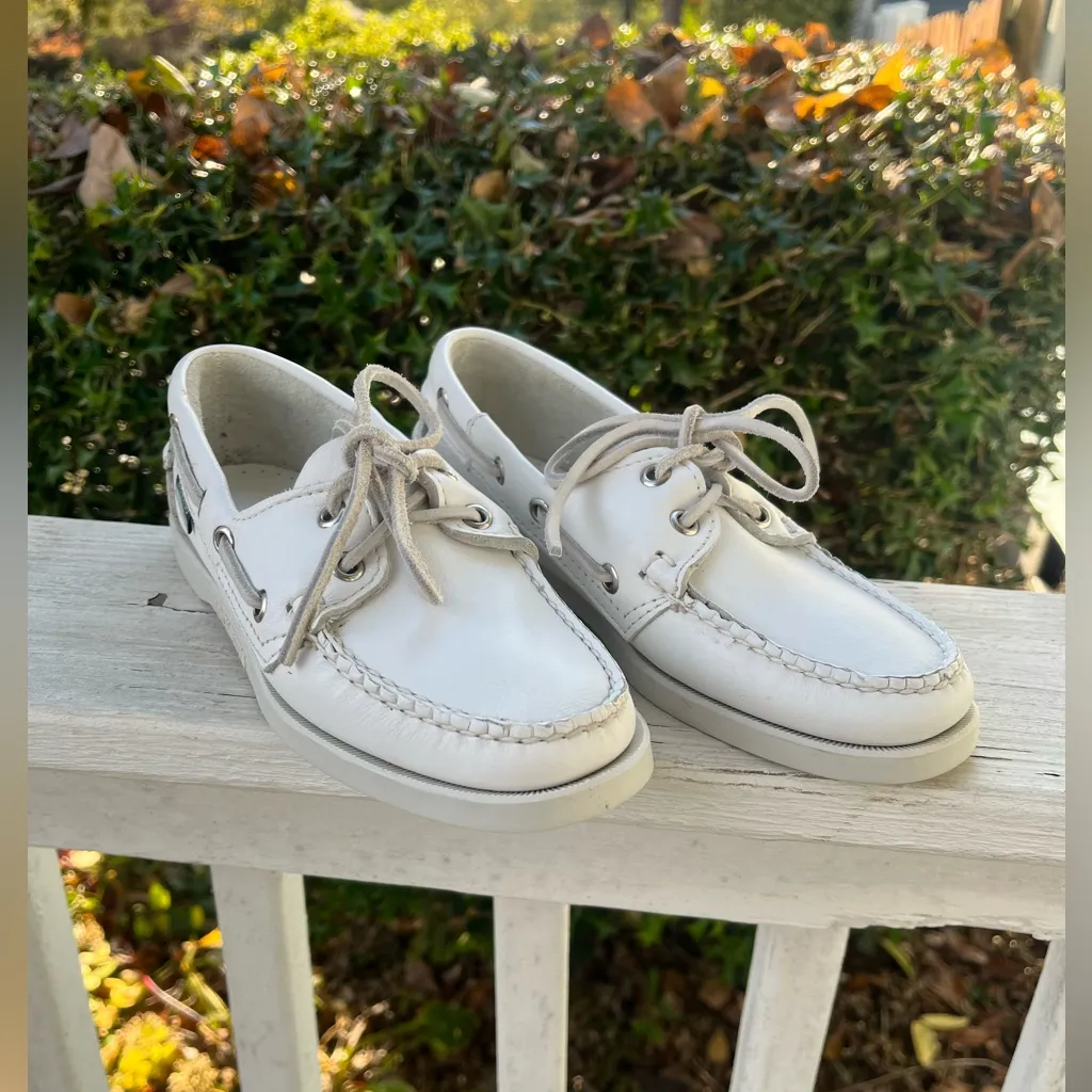 Sebago Docksides Portland Woman Leather lace up shoes Size 6 - Image 5