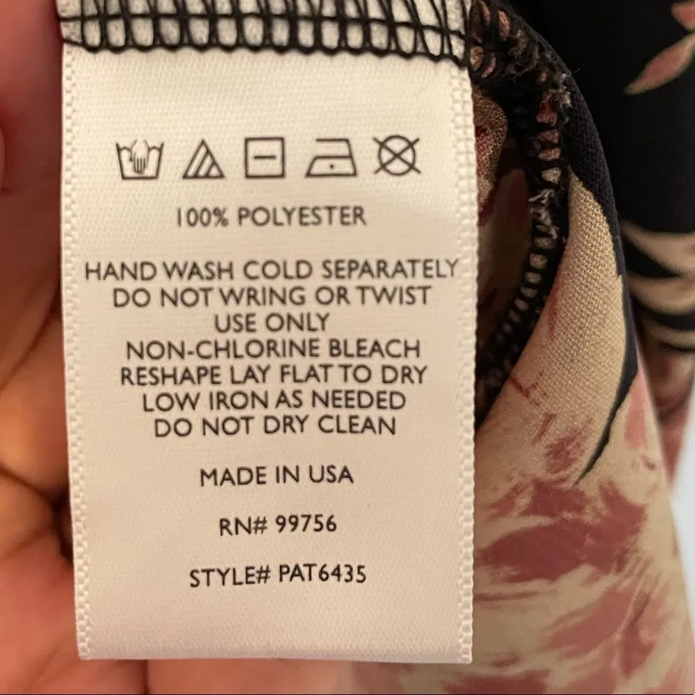 Painted threads floral kimono wrap size medium - Image 3