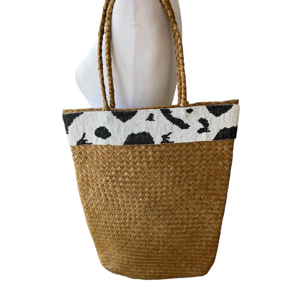 Vintage White Black Beaded Raffia Cow Print Oblong Vacation Shoulder Bag - Image 2