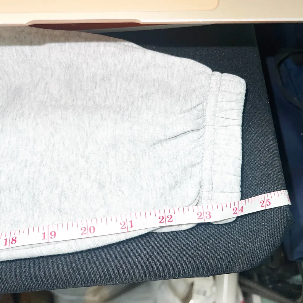 Fabletics women’s light gray joggers - Image 12