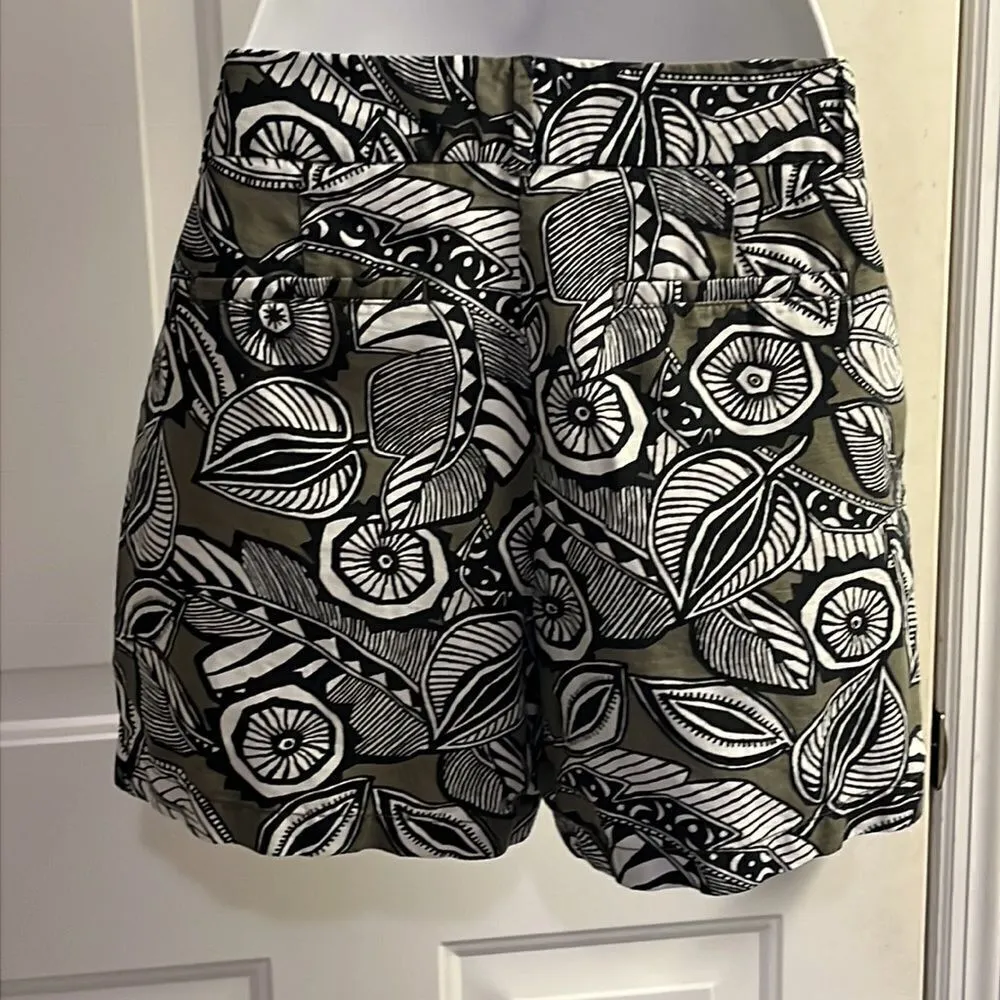 LOFT Abstract Tropical Floral Olive Black Cream Linen Blend Bermuda Shorts-Sz 8 - Image 7