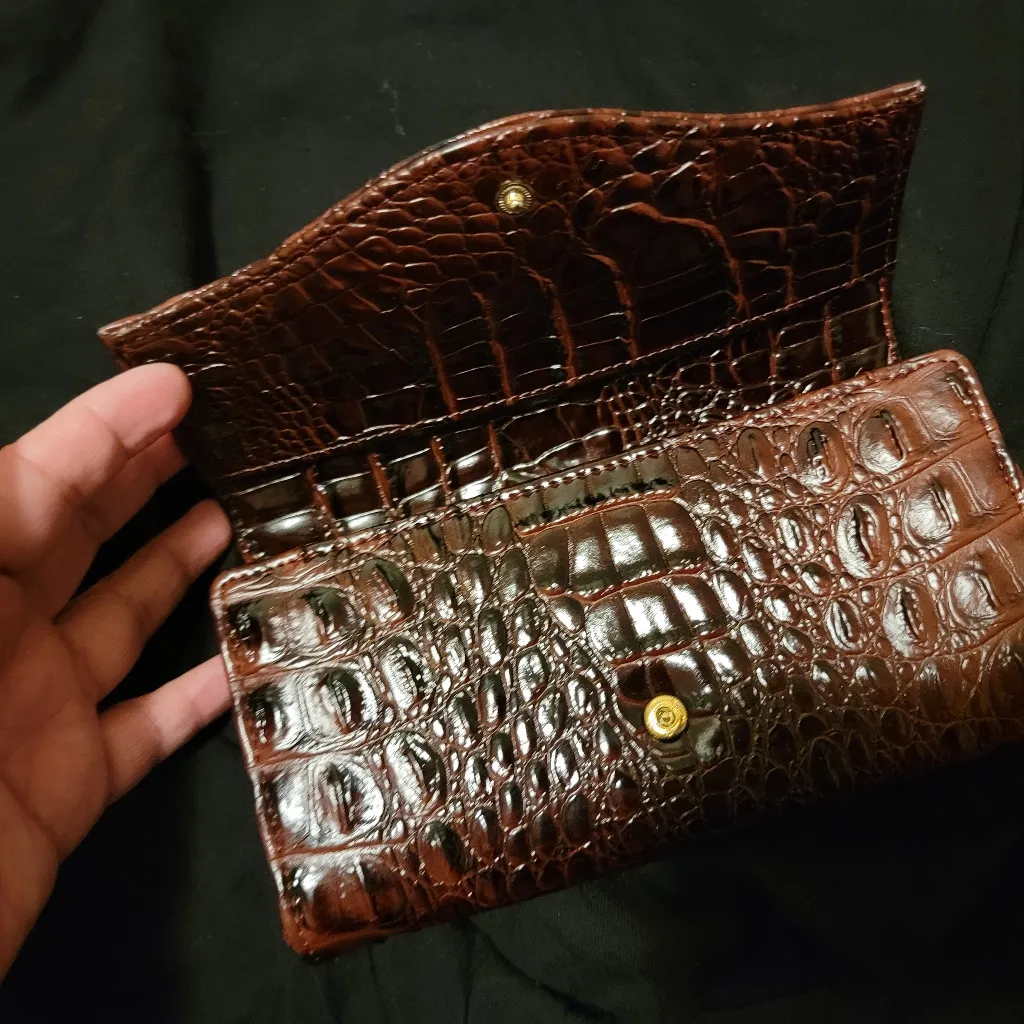 Estauer Avalon Elegant Burgandy Crocodile - Image 8