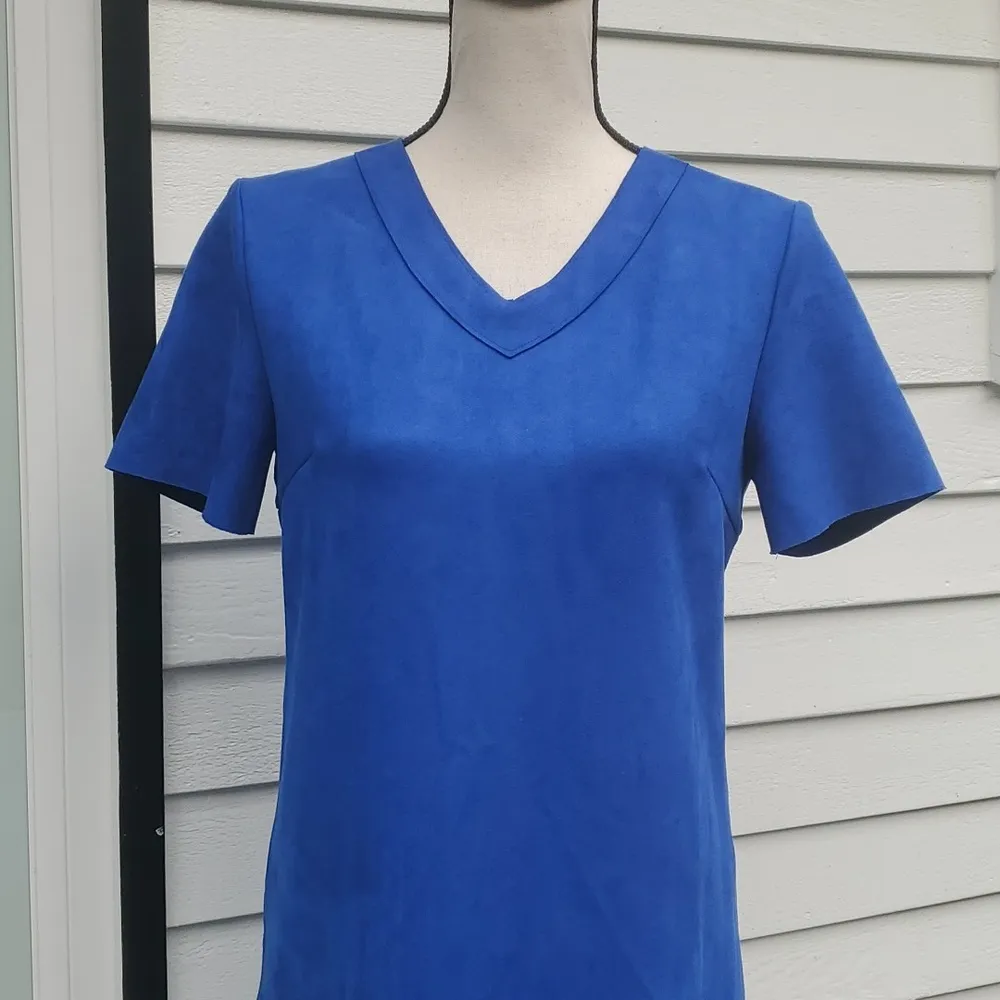 Anthropologie | Mignon Doo Cut Suede Short Sleeve V-Neck Shift Dress - Image 2