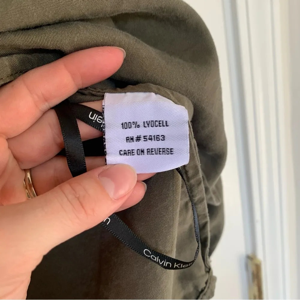 Calvin Klein Army Green Pop Over Blouse Size Large - Image 5