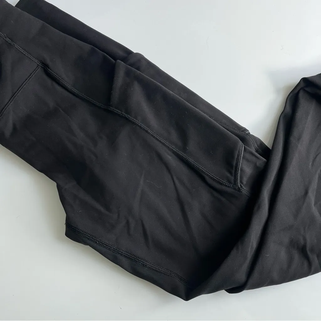 Lululemon  • Black Speed Up 28” Leggings with Side Pockets - Image 6