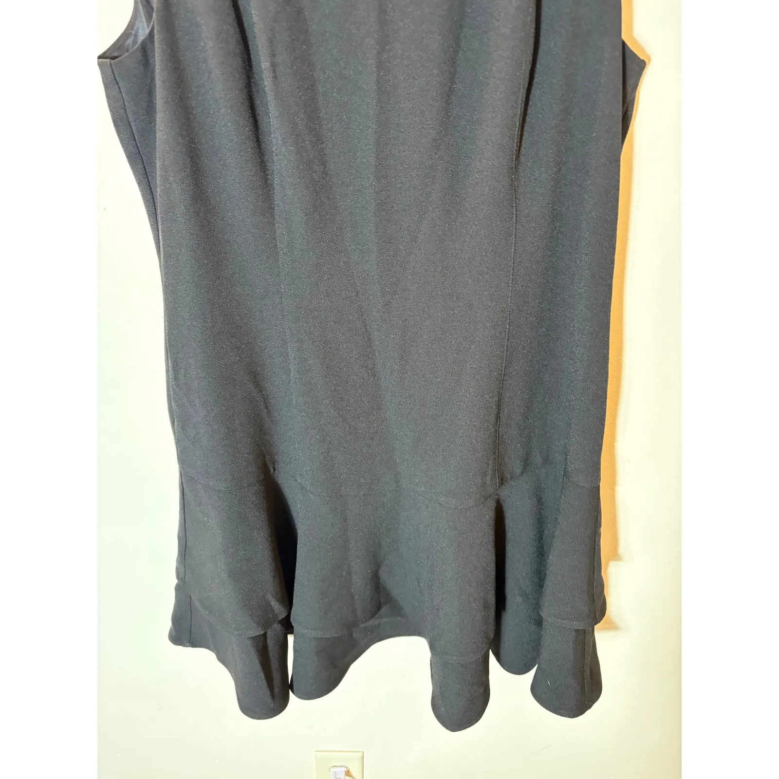 ELIZA J Stretch Ruffle Crepe Sheath Dress Tiered Mini Black Dress Size Large - Image 5