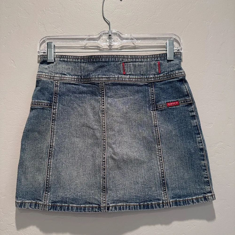 Vtg Y2K Guess‎ Denim Mini Skirt Size 24 - Image 2