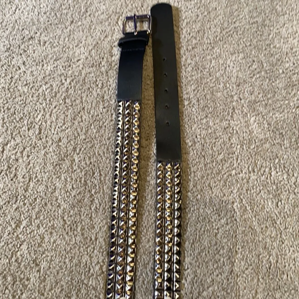 Women’s Black Belt with Silver Metal Detail Size M NWOT Black Size M - Image 7