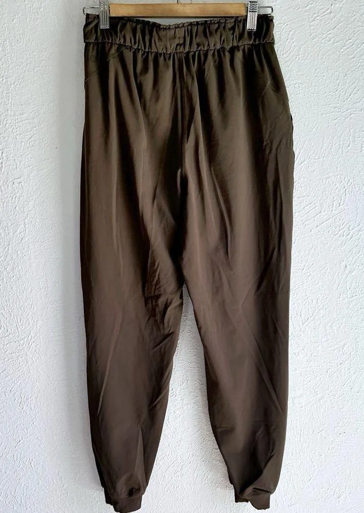 Lululemon Stretch High-Rise Jogger Full Length Dark Olive Sz 6 - Image 5