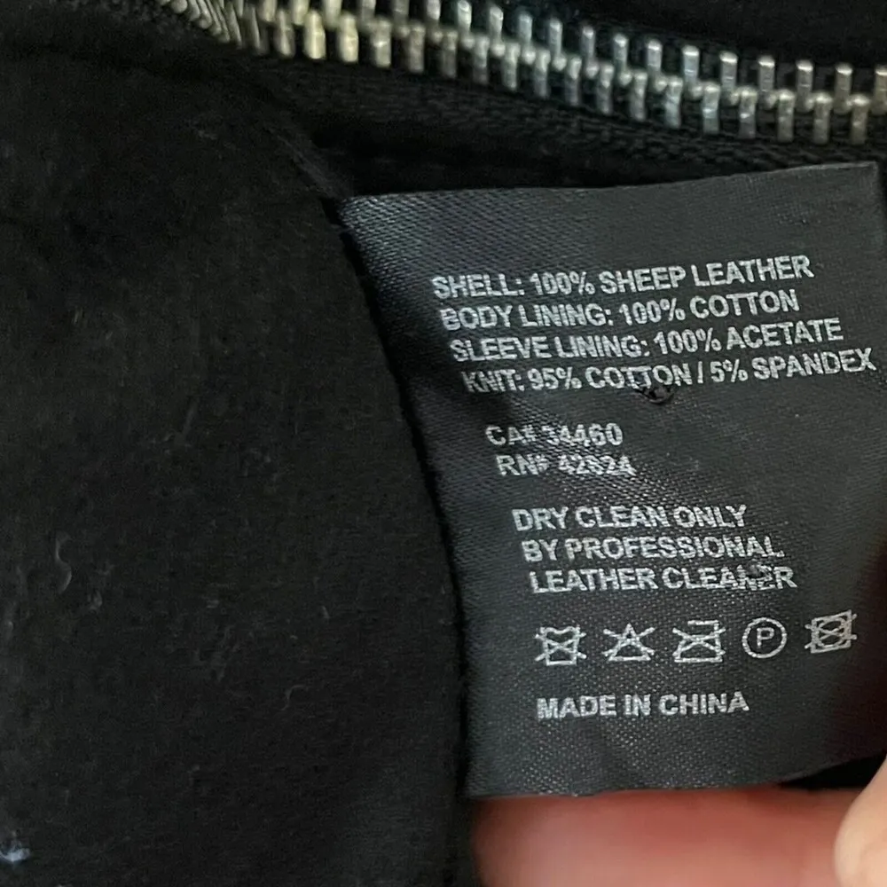 VEDA Women’s Moto Style Jacket Two Tone Black Blue Color Block 100% Leather P/XS - Image 10