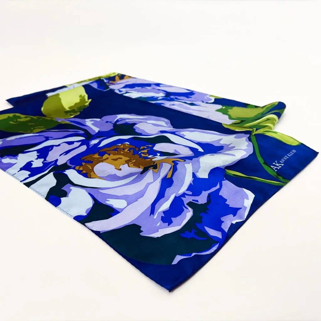 NWT Anne Klein 100% Silk Floral Rectangular Scarf - Image 2