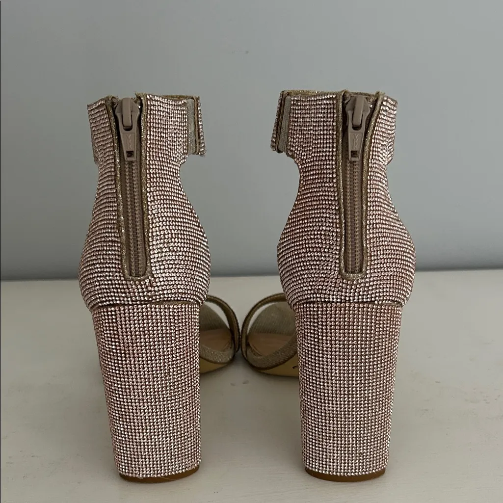 Gianni Bini Glittering Gold Block Heels - Image 4